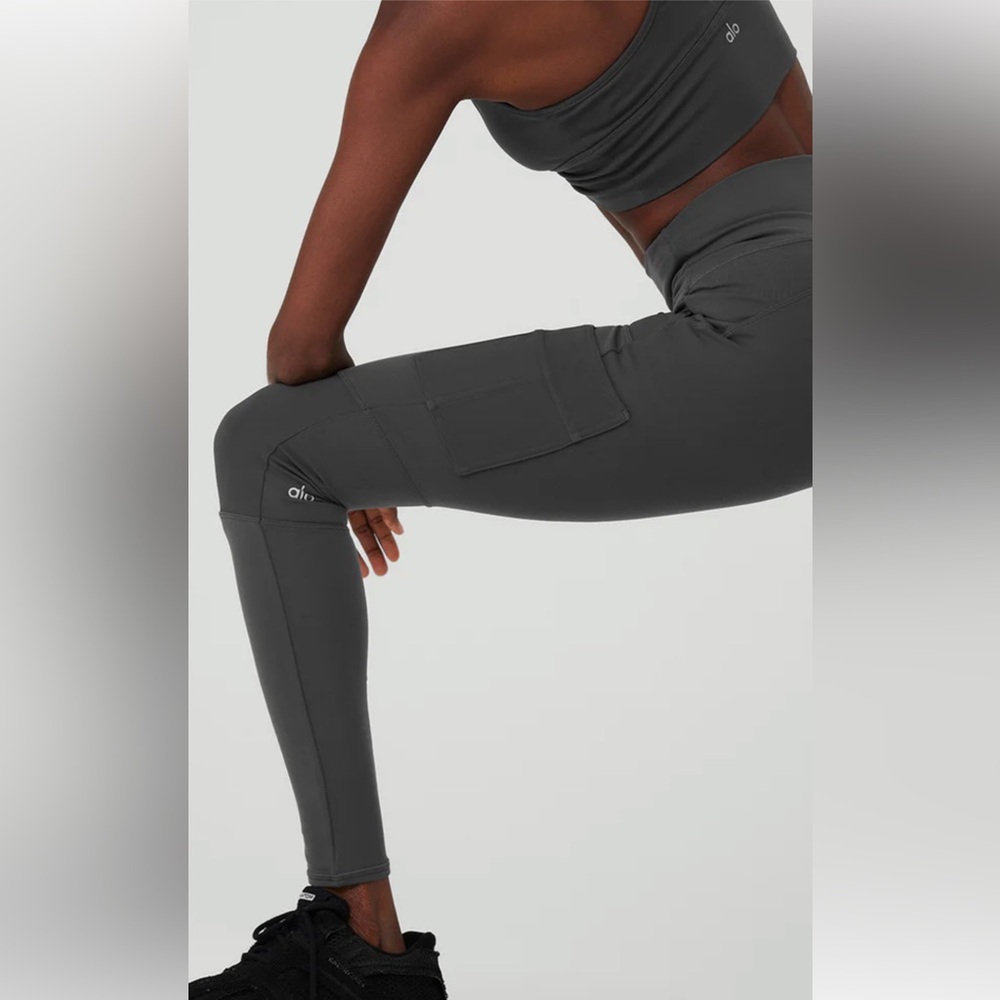 Alo High Waisted Cargo Leggings